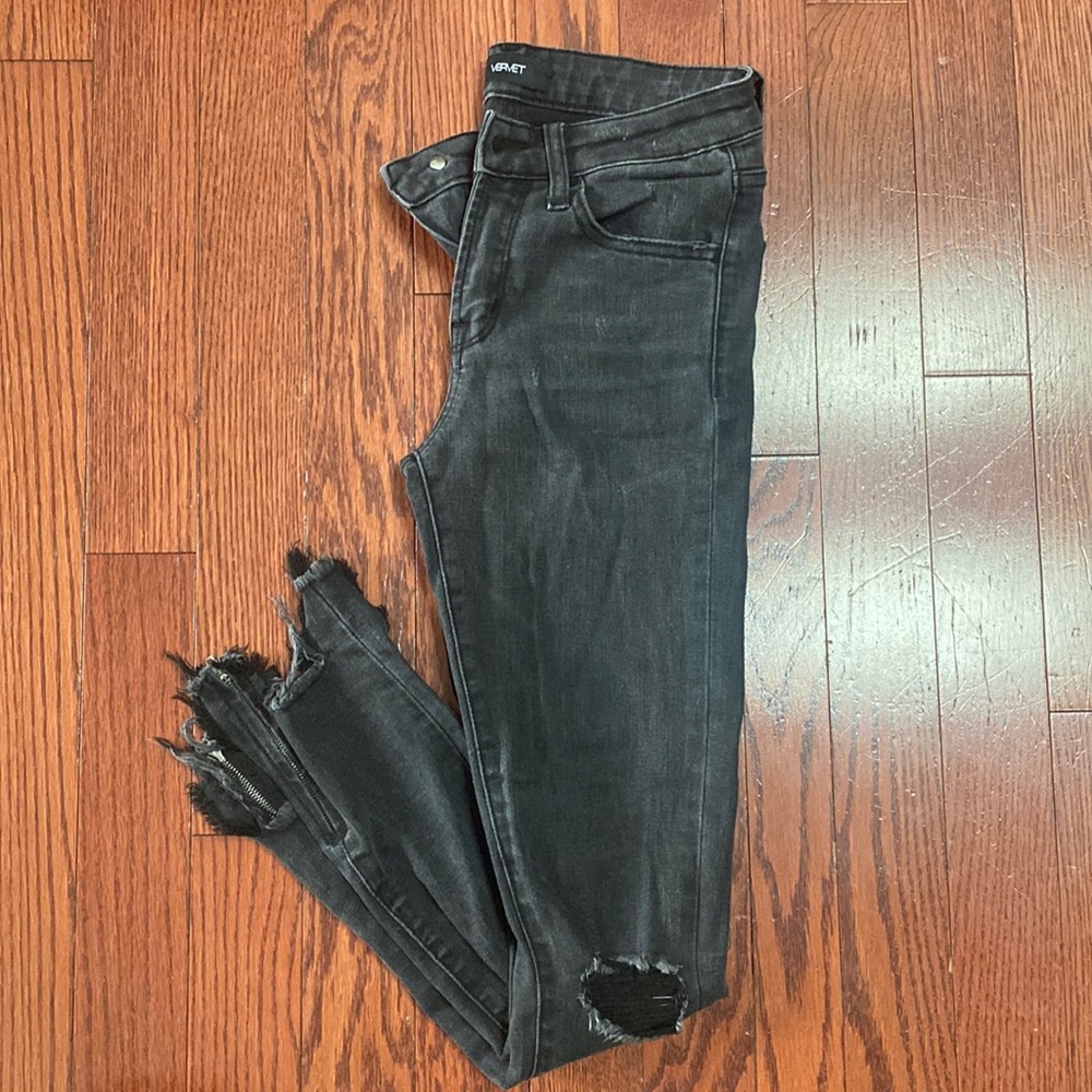 Vici Crop Distressed Jeans